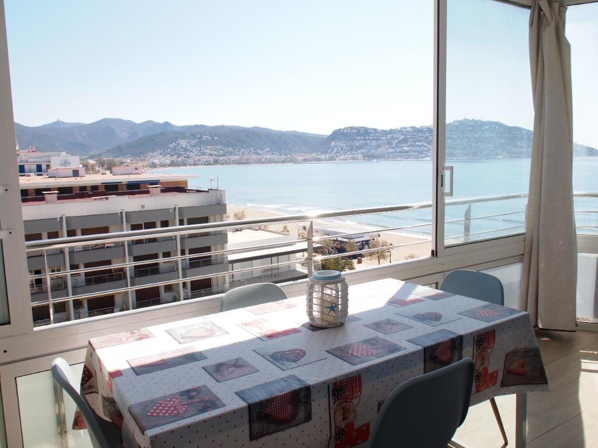 Miramar 40A Apartment Roses Bagian luar foto
